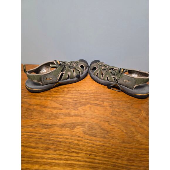 Keen Whisper Waterproof Hiking Sport Sandals Size 9.5 Hiking Shoes Utility Green - Picture 2 of 5